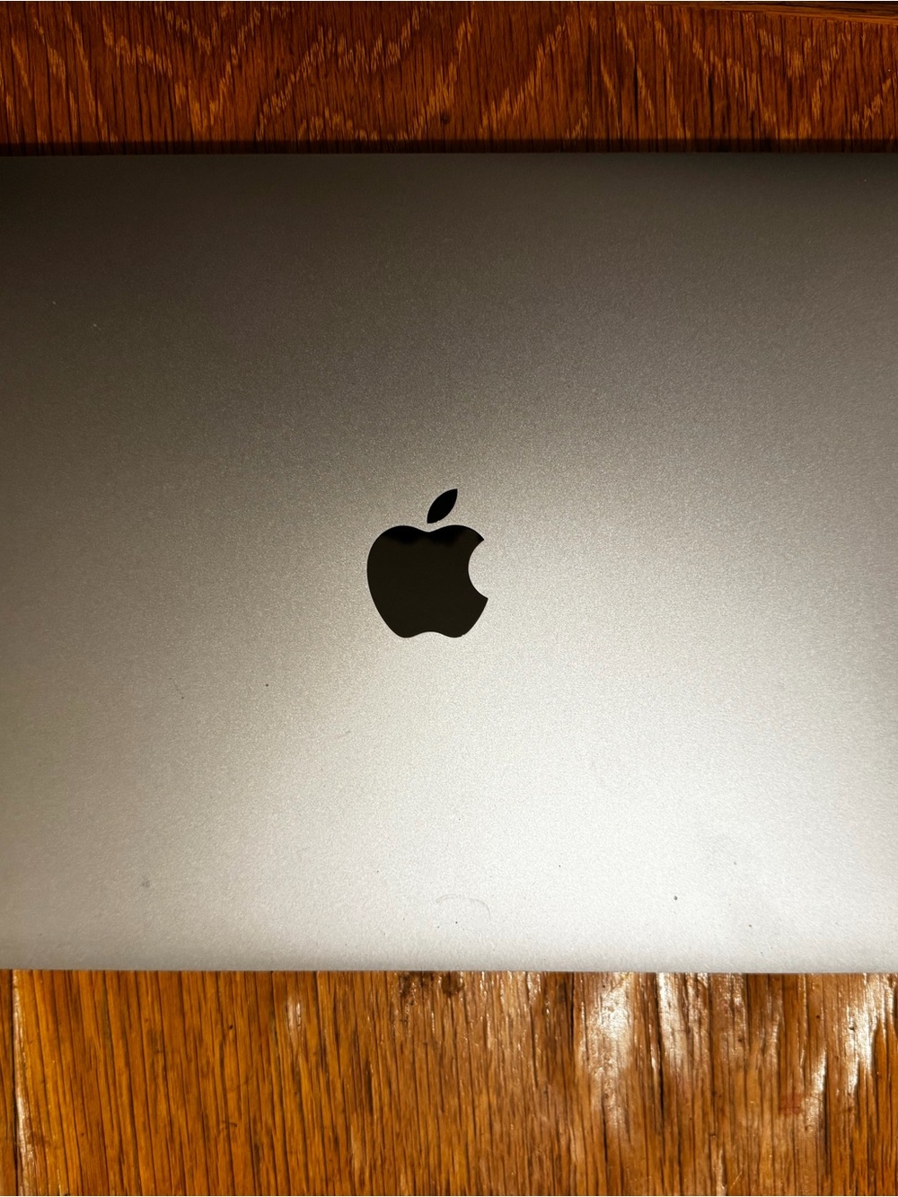 Apple Space Gray MacBook Pro - Polished Aluminum Top